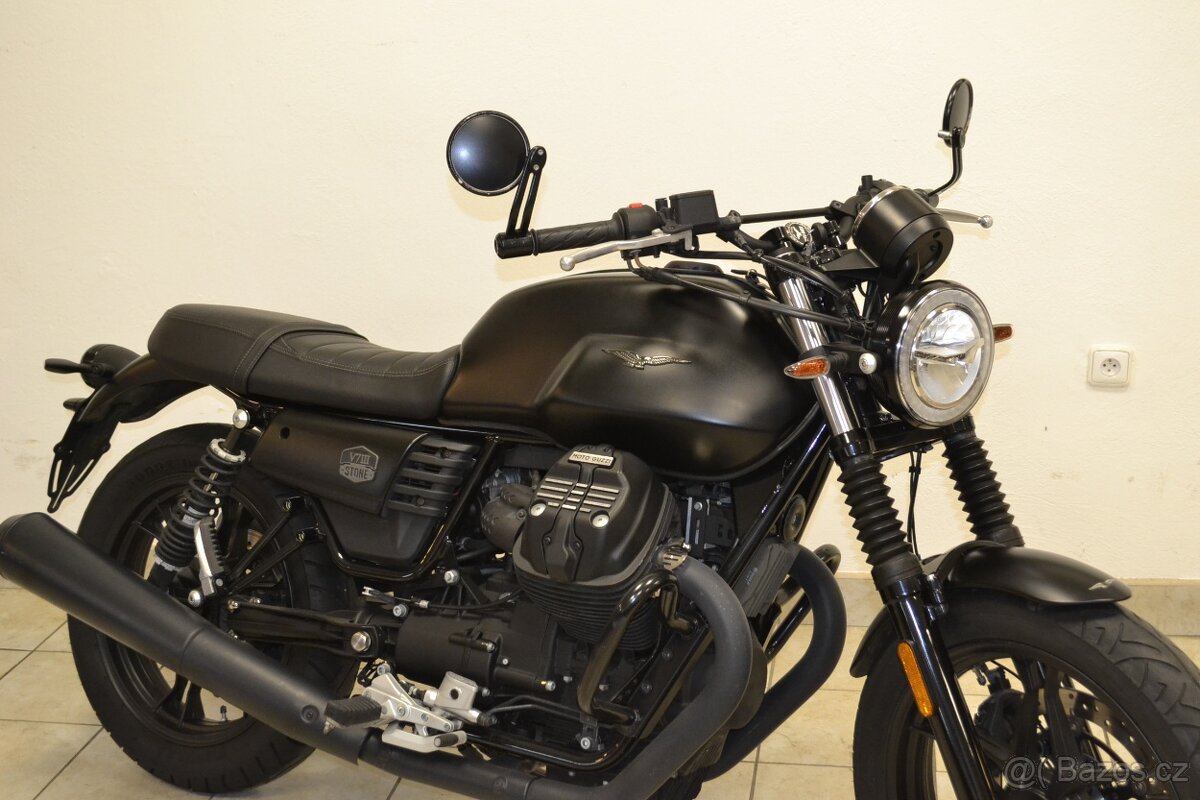 MOTO GUZZI V7 III STONE - 3