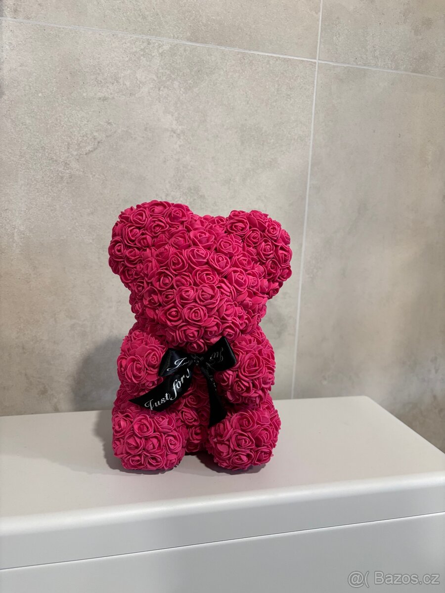Medvídek z pěnových růží - 3