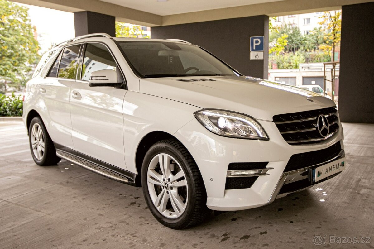 Mercedes-Benz ML 350 BLUETEC 4MATIC AMG - 3