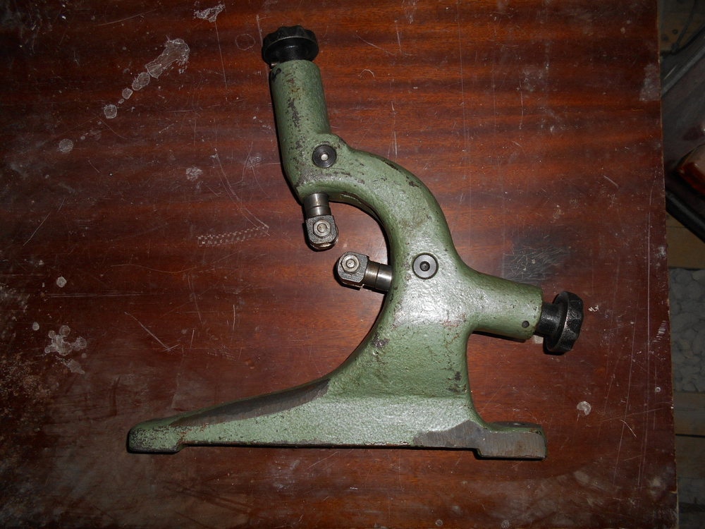 Posuvná luneta soustruhu SN20A - 3