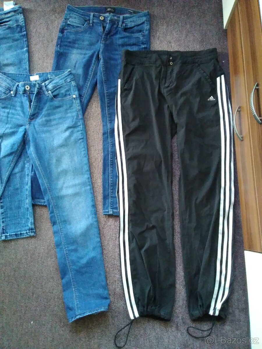 Dámské džíny modré na štíhlou postavu. - 3