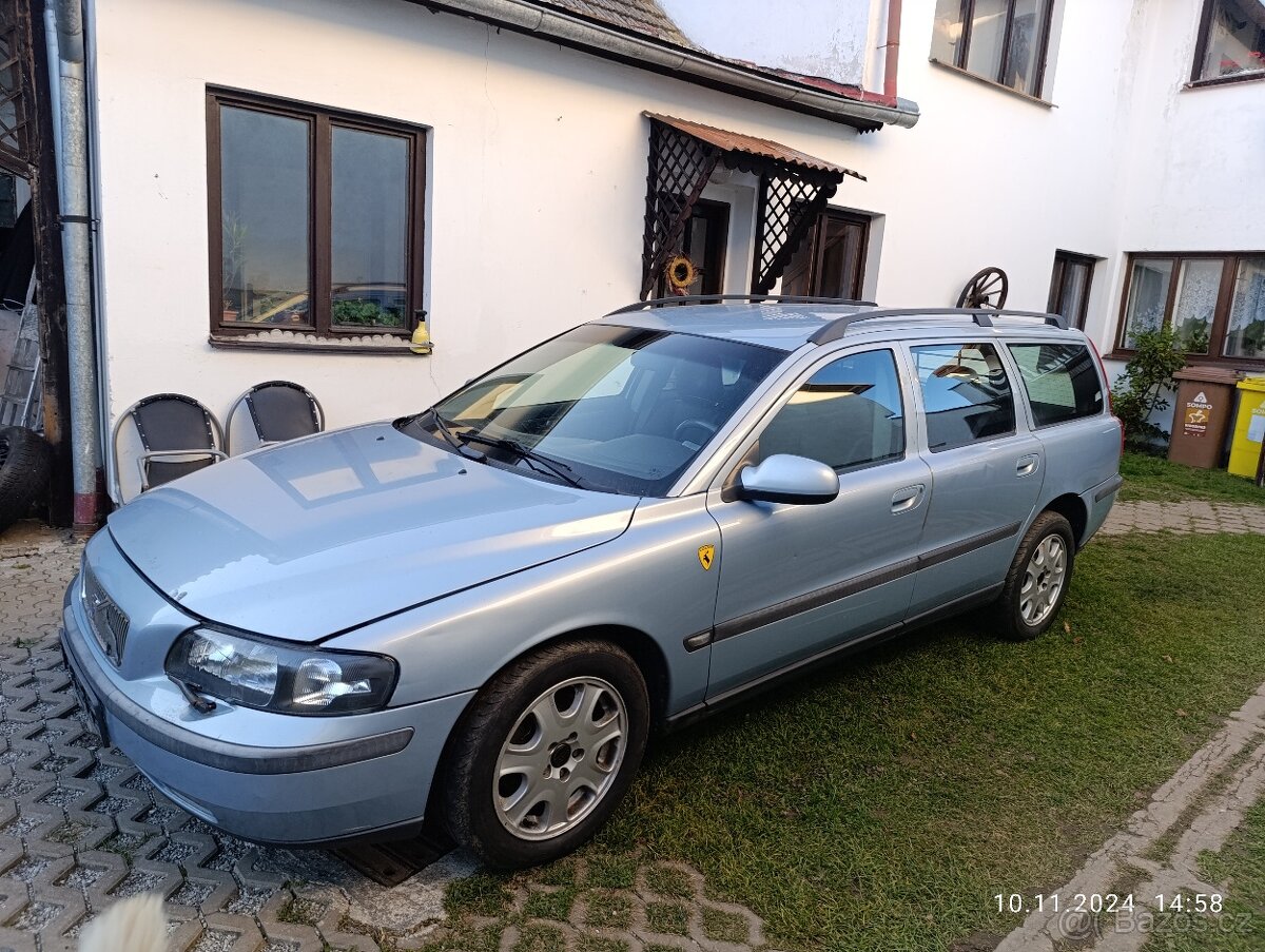 Volvo v70 D5 120kw - 3