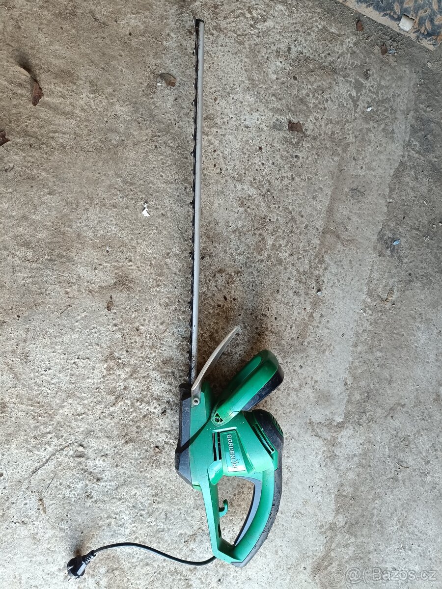 Nůžky na živý plot - 3