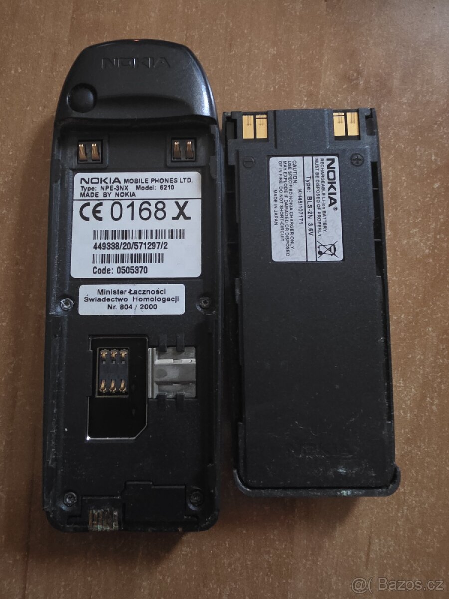 Nokia 6210,nokia 3310 - 3