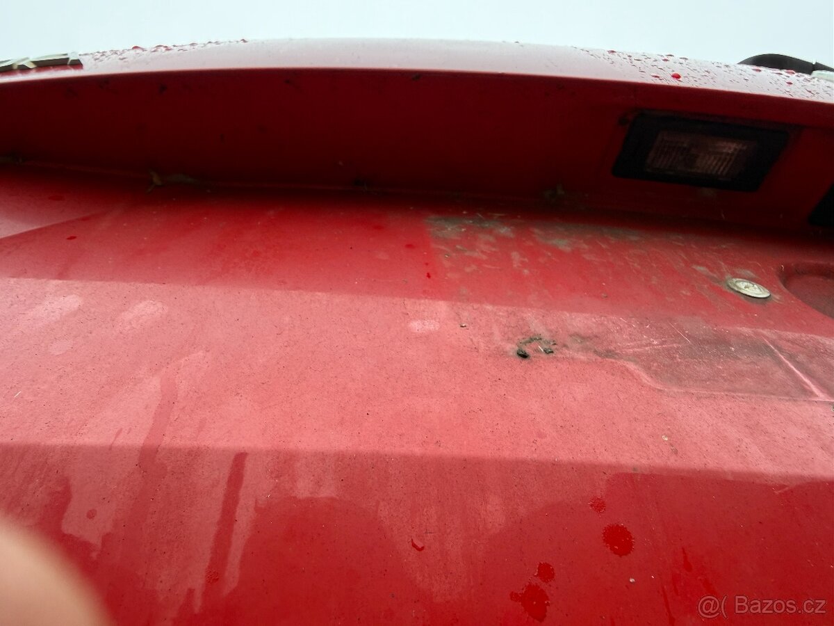 zadni pate dvere Skoda Octavia 3 kombi cervene - 3