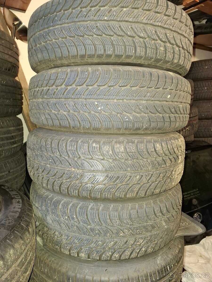 Zimni sada Yaris 4x100 175/65R14 - 3
