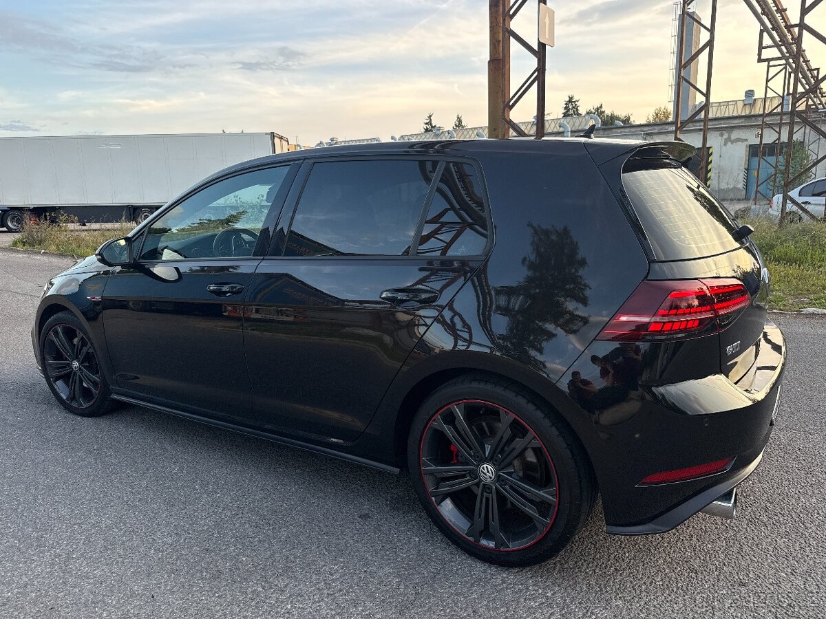 Volkswagen Golf GTI 7 Facelift 2.0 TSI Manuál - 3