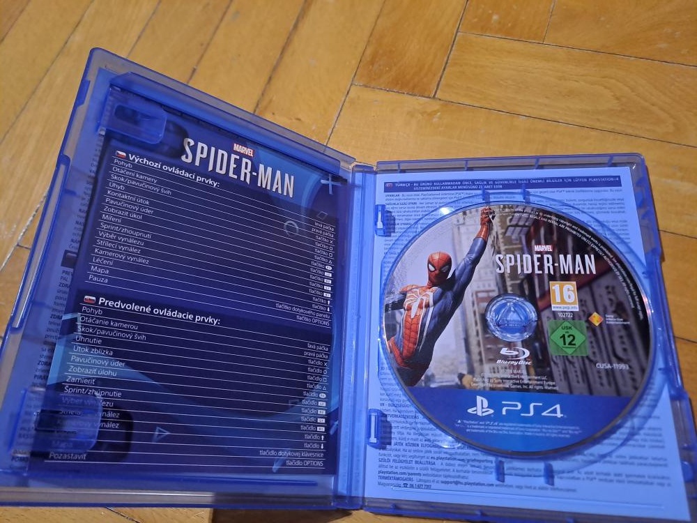 Spider - Man PS 4 - 3