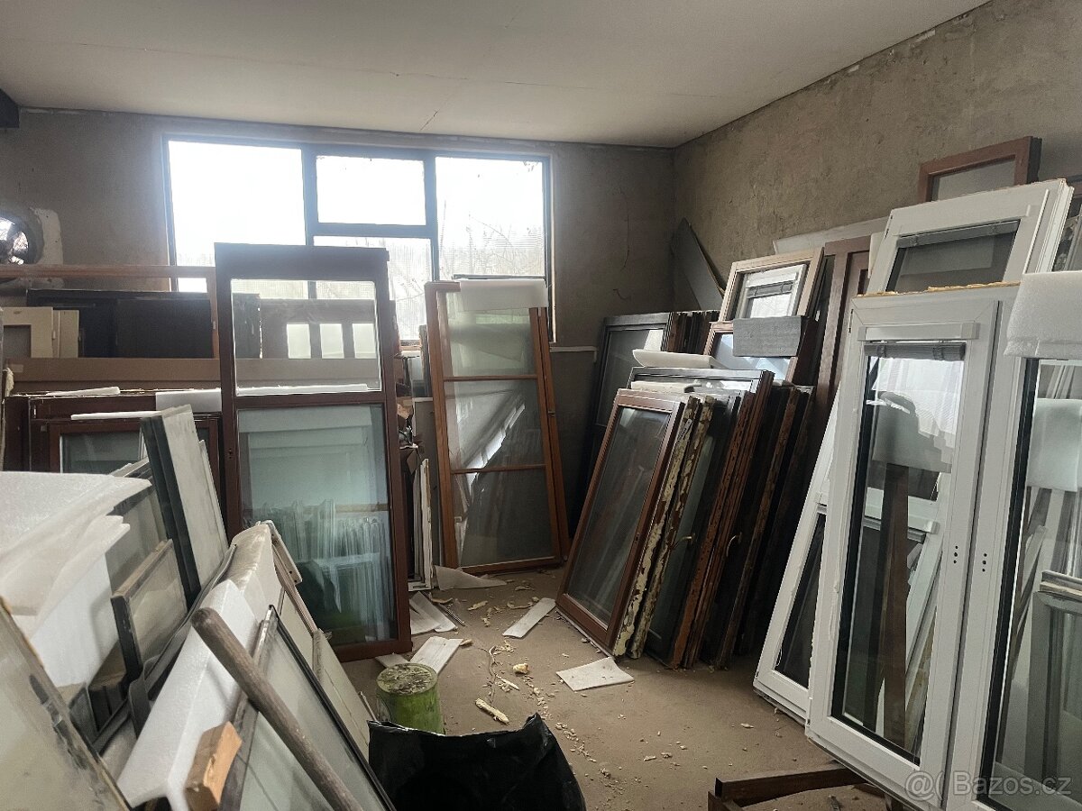Prodám plastová okna trojsklo - 3