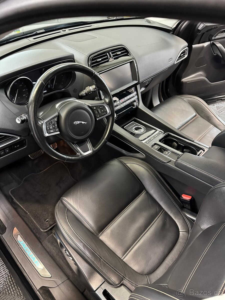 Jaguar F-Pace 25d AWD odpočet DPH - 3