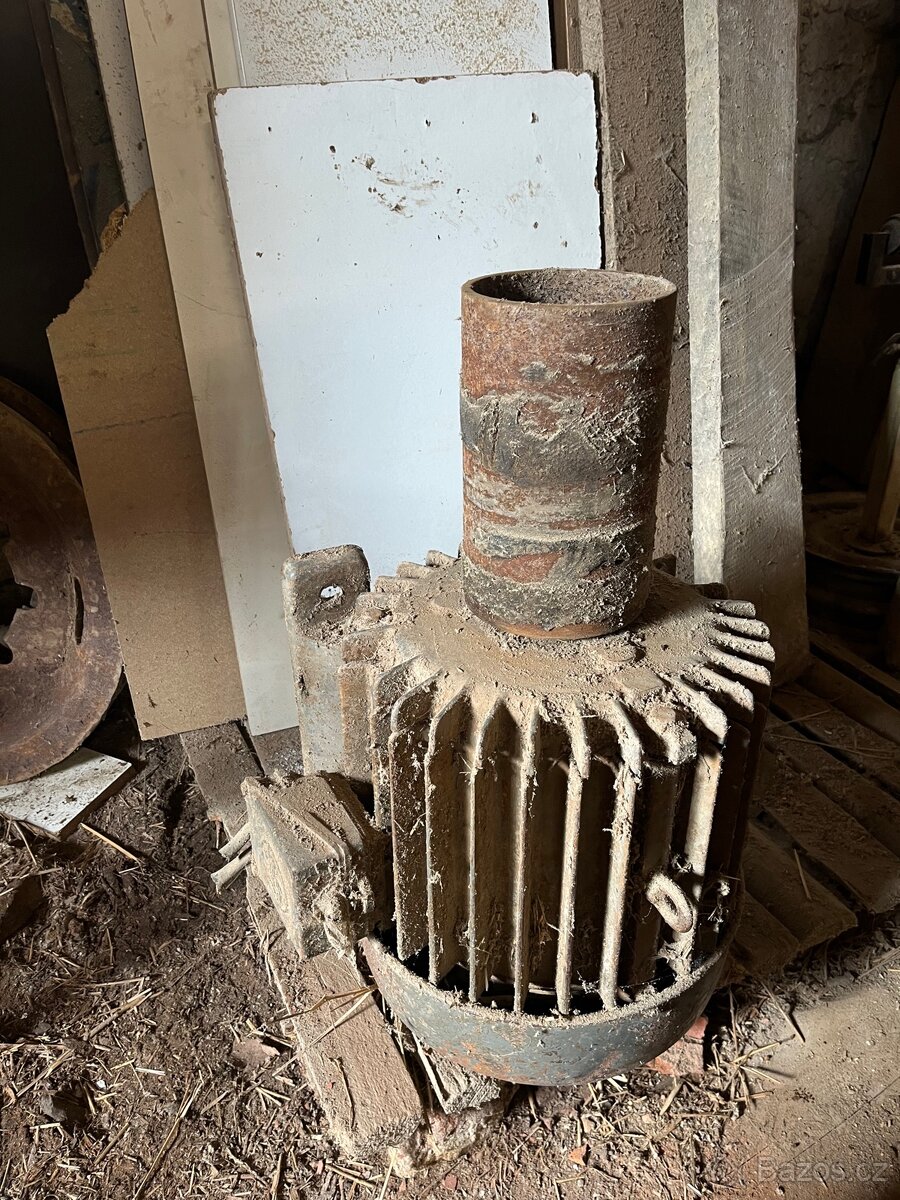 Elektromotor MEZ 7,5kW - 3