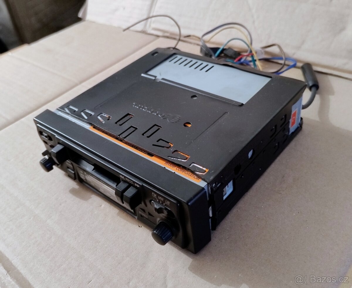 Retro dobové autoradio SHARP RG-F297 - 3