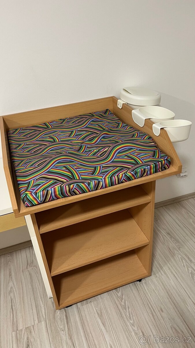 Přebalovací pult - 3