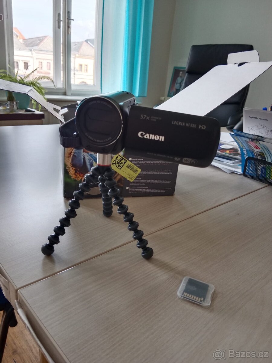 Kamera Canon Legria HF R86 - 3