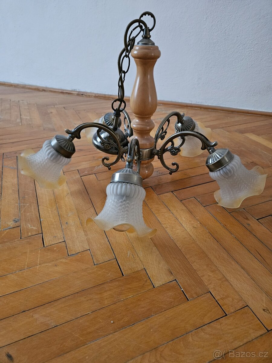 Retro lustr. - 3