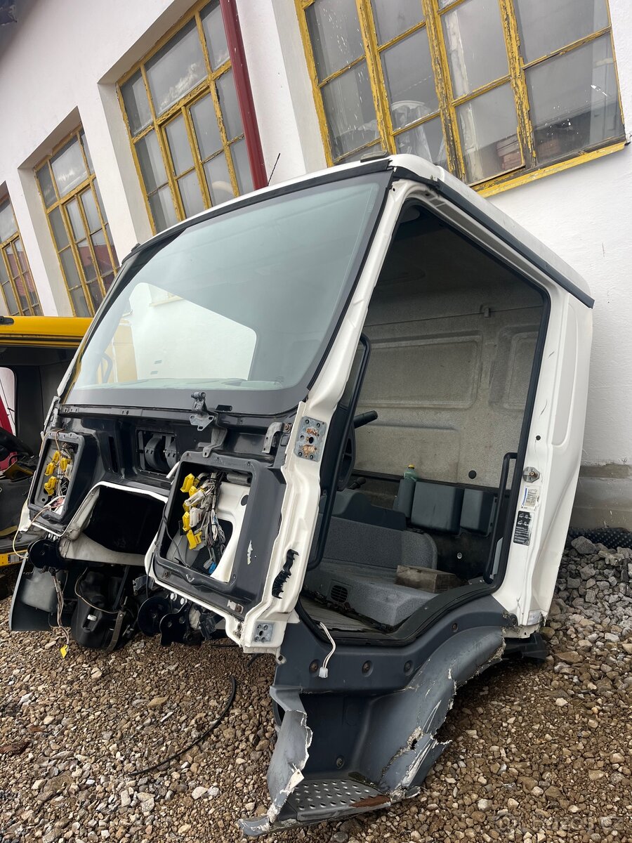 MAN TGL kabina, sedačka spolujezdce - 3