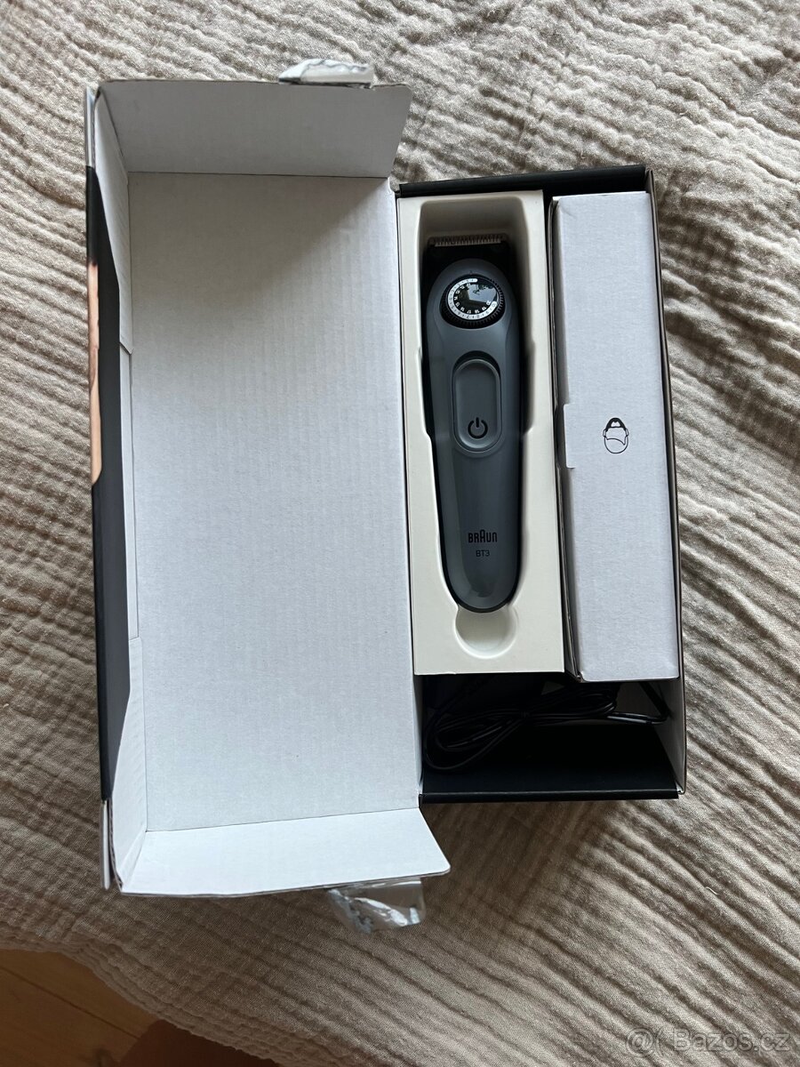 Zastřihovač vousů / Holicí stojek - Braun Series 3 BT3560 - 3