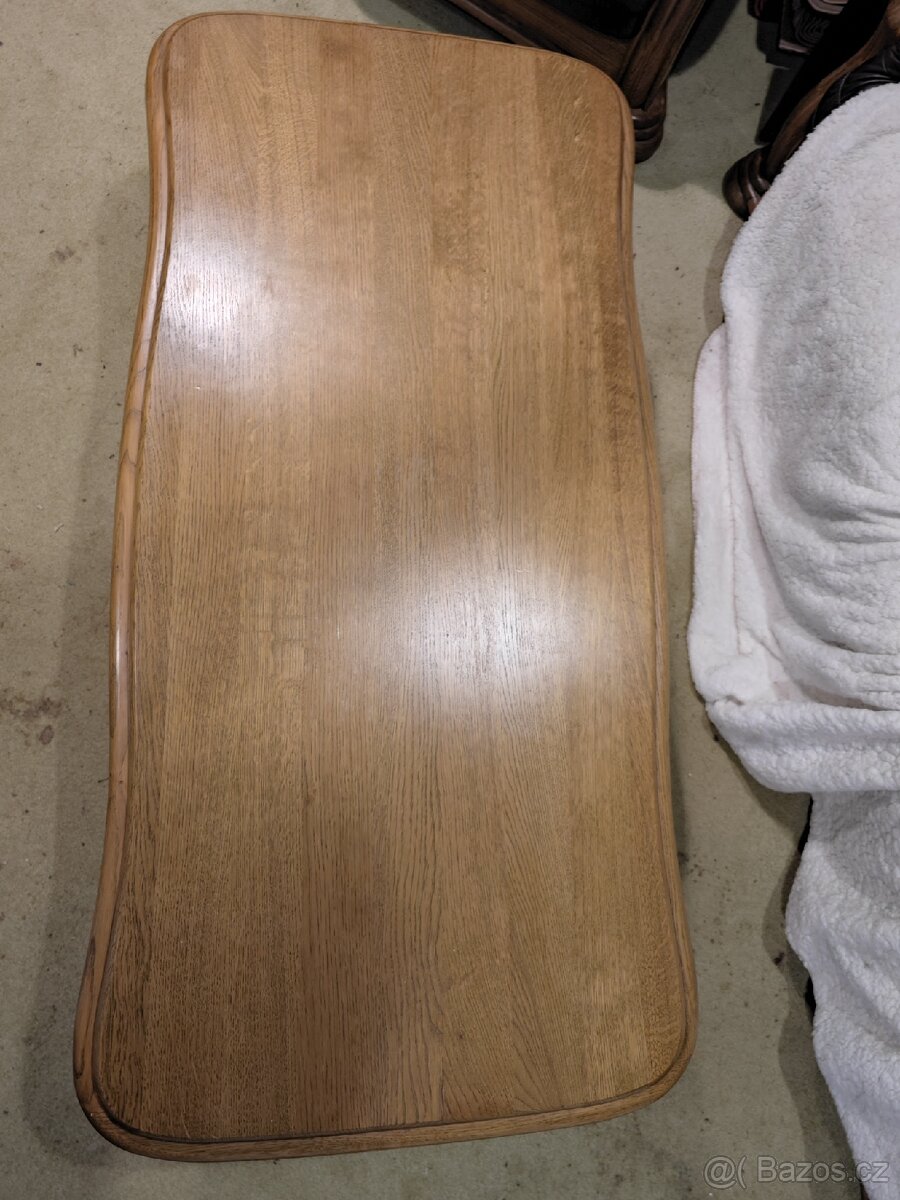 Rustikální stůl k sedačce - 3