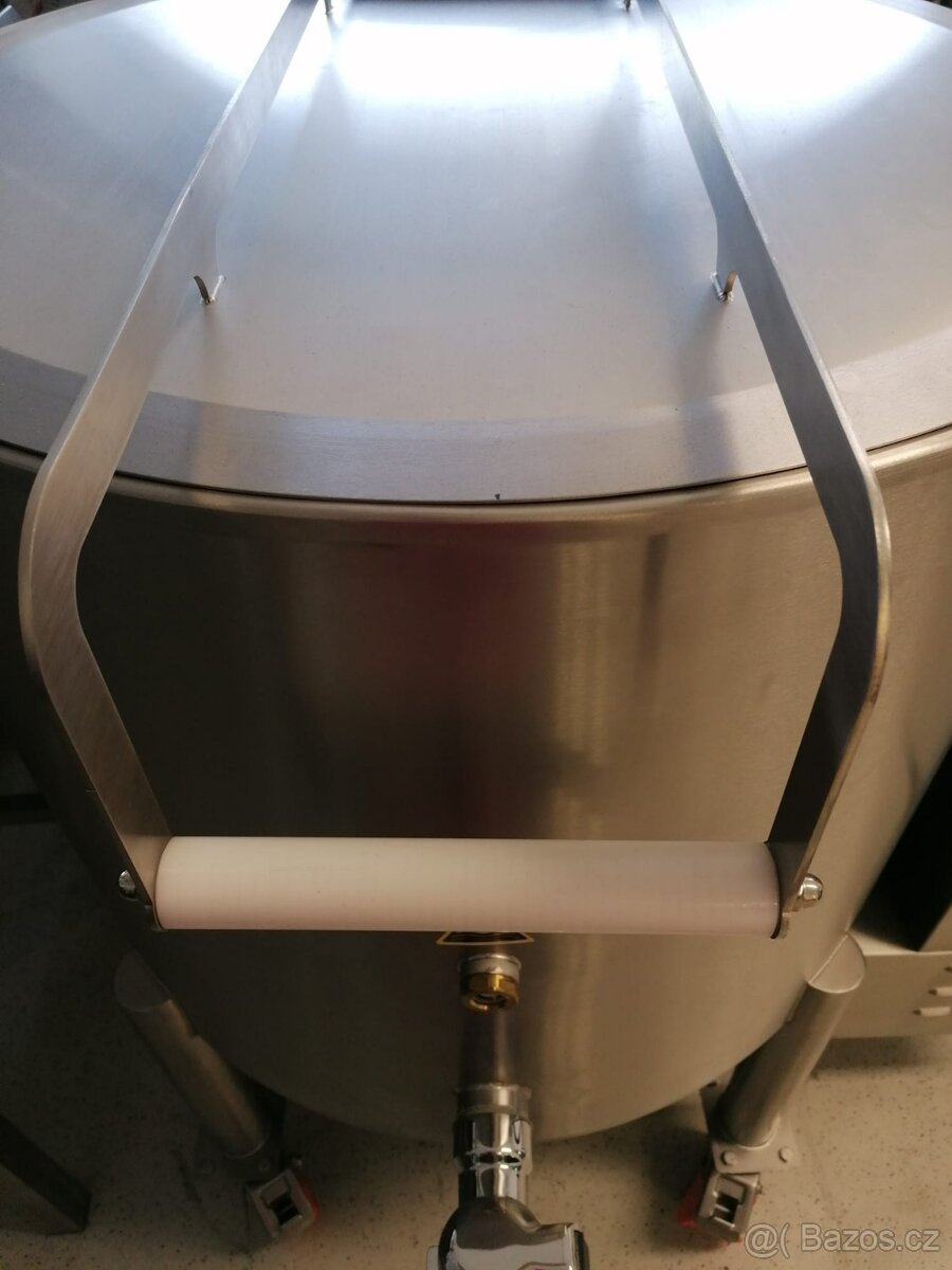 Glycerinový kotel 200l se spodním mícháním - 3