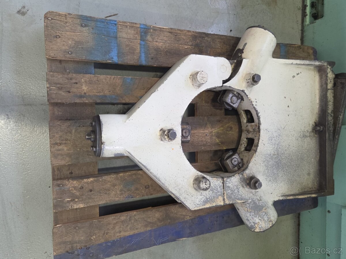 Soustruh CU 1000 RD - 3