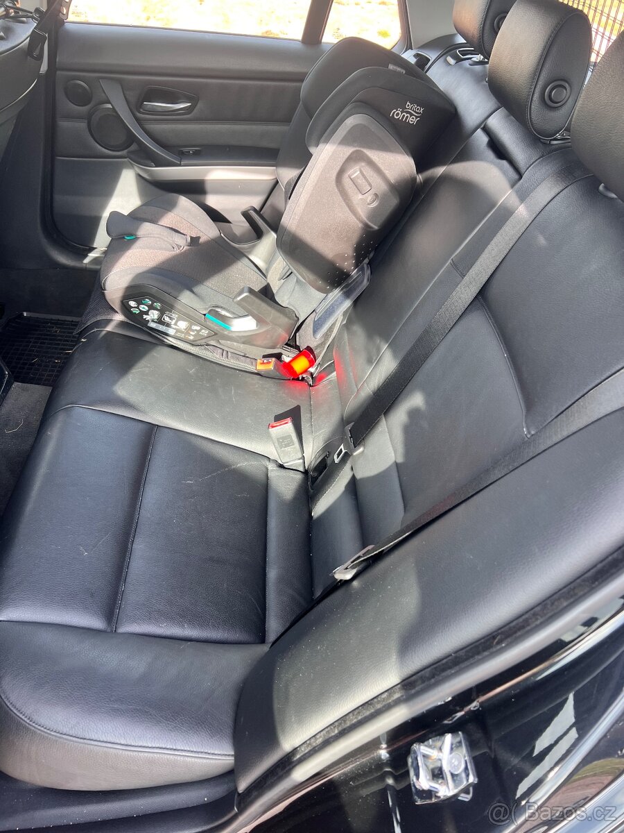 BMW 320i Touring (E91) AUTOMAT - 3