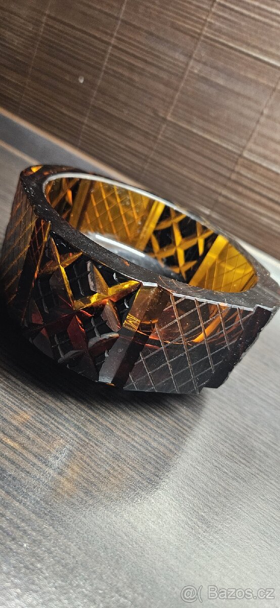 Skleněný popelnik - 3