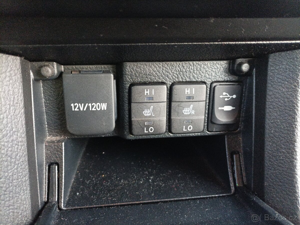 Toyota Corolla 1.6 benzín 1 majiteľ - 3