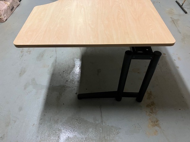 kancelářský stůl - 3