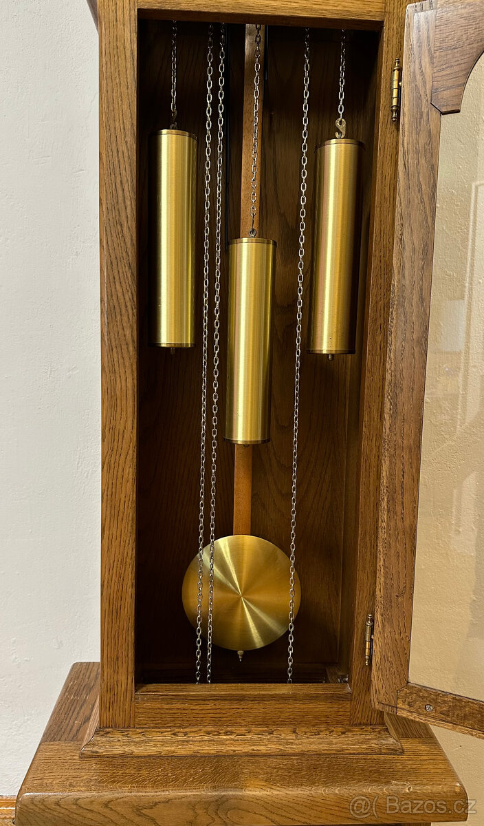 PODLAHOVE HODINKY URGO - 3