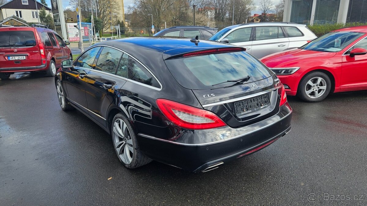 Mercedes-Benz CLS 350 CDi 4Matic Shooting Brake - 3