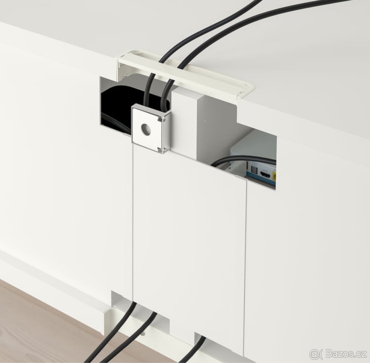 TV stolek pro zásuvky IKEA Besta bílá Voxtorp dveře - 3