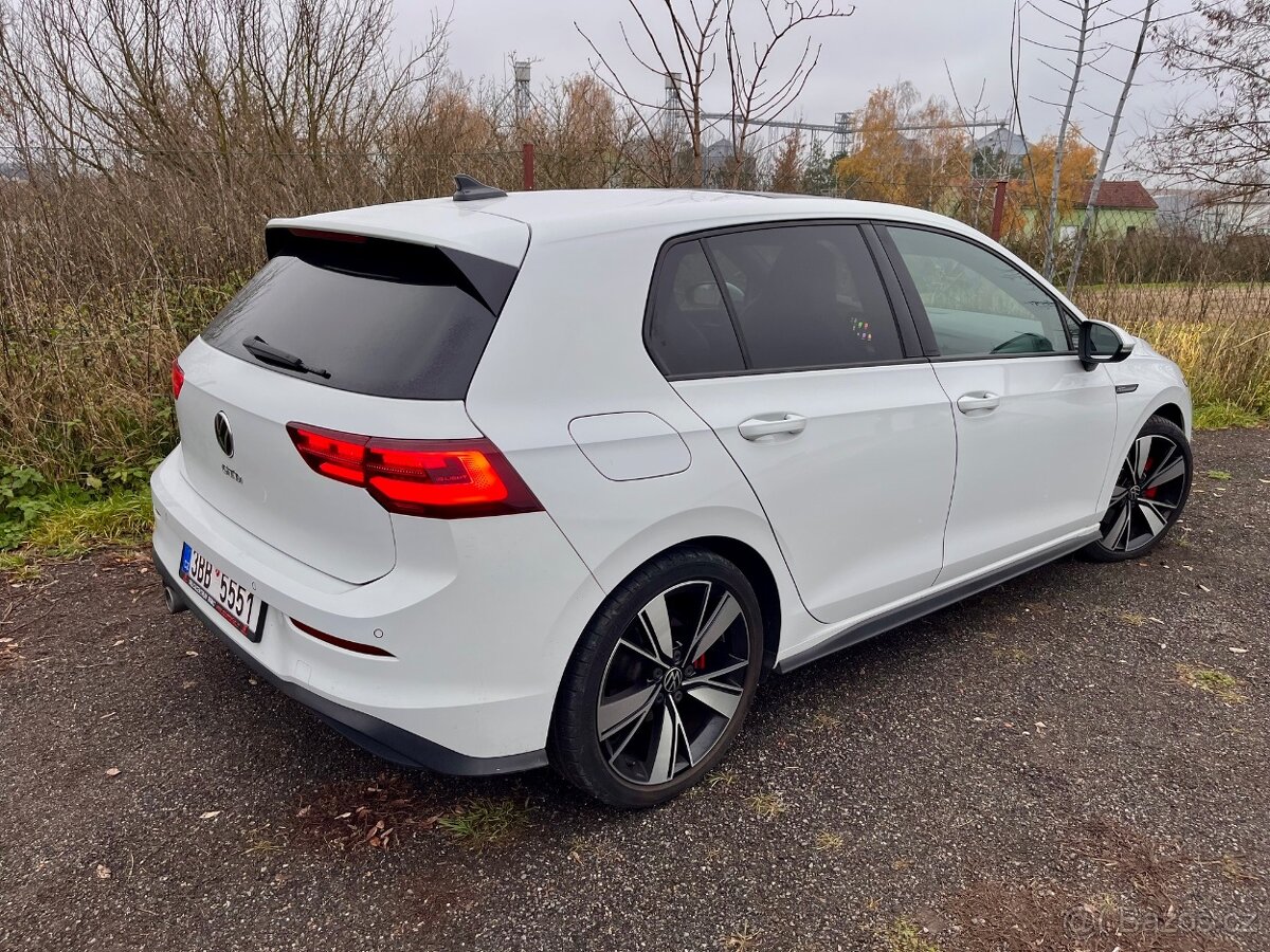 VW GOLF GTD 8, 147 kW, Panorama, kůže Nappa, DSG - 3