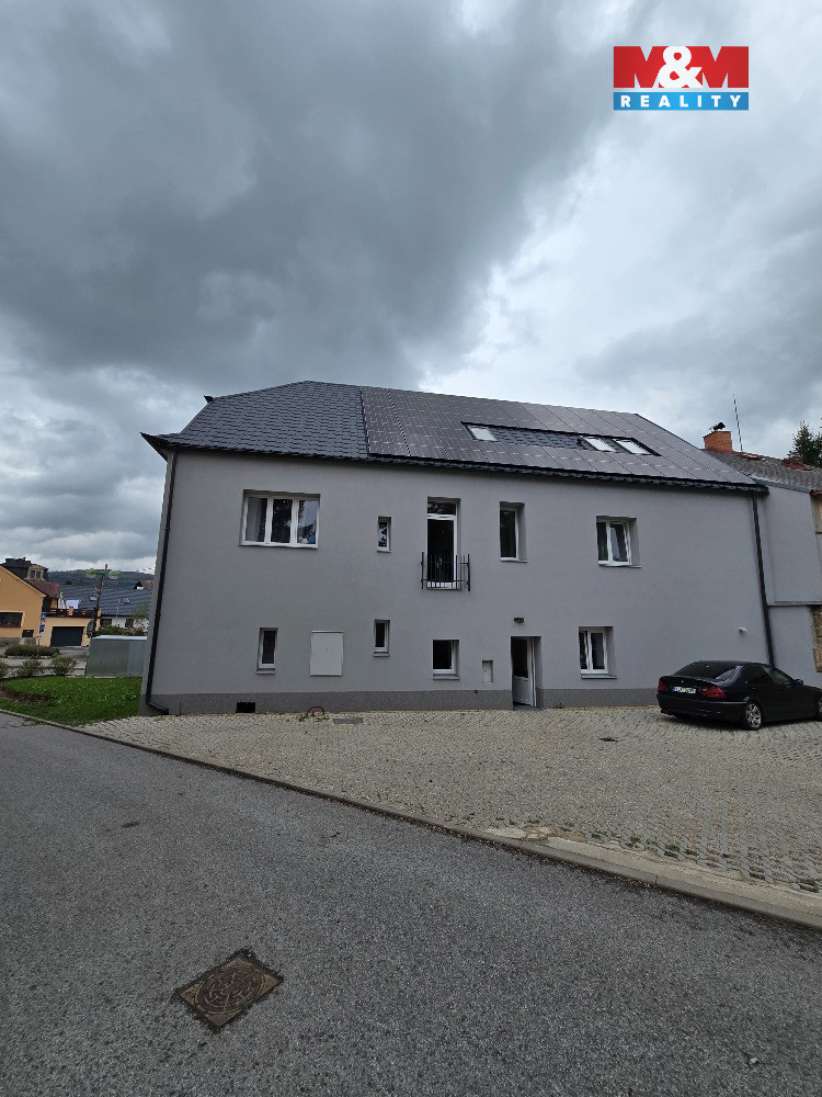 Prodej nájemního domu v Cvikově, ul. Komenského - 3