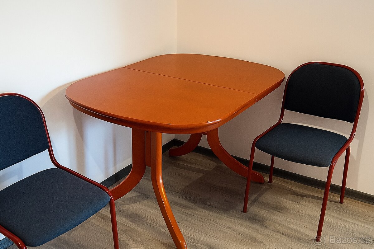 rozkládací kuchyňský stůl dřevo, dobrý stav - 3