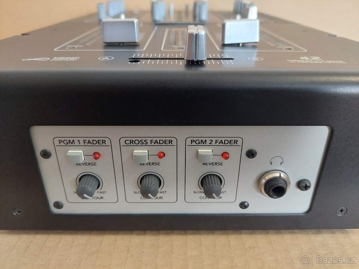 battle mixpult Mackie D.2 - 3