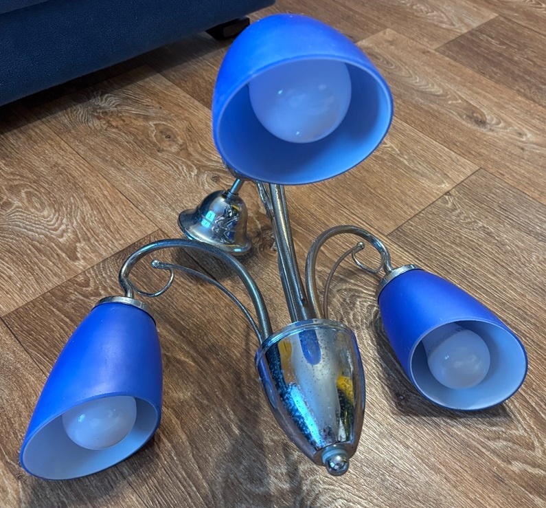 Modrý lustr - 3