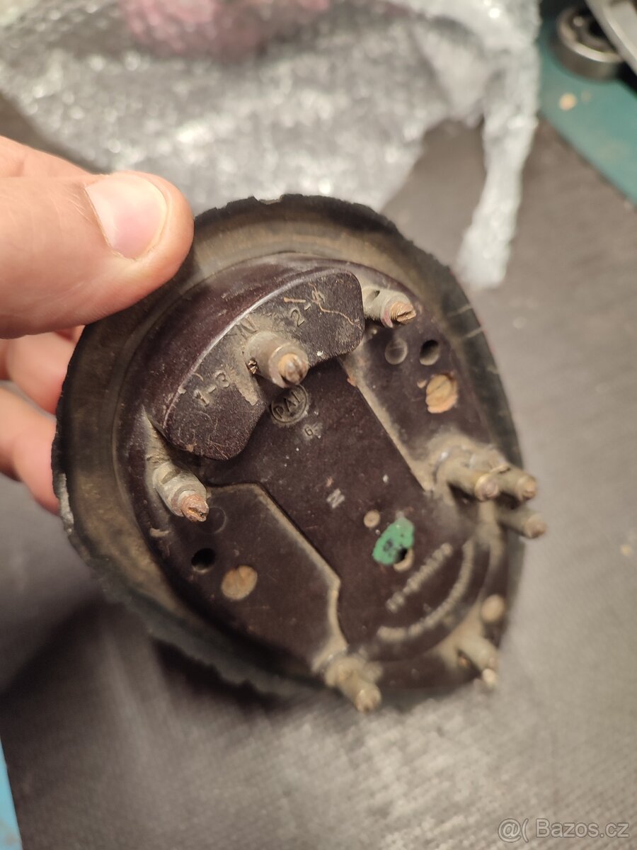 Spínací skříňka, ampérmetr Jawa kývačka. - 3