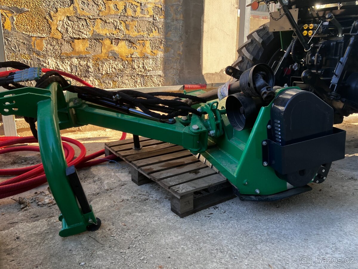 Příkopová travní sekačka - 3