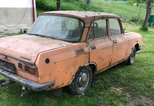 MOSKVIČ 2140 - 3