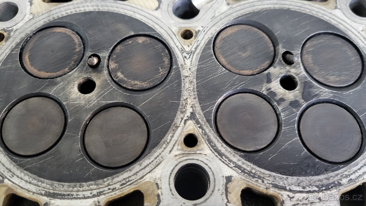 Hlava 03L103286A - 3