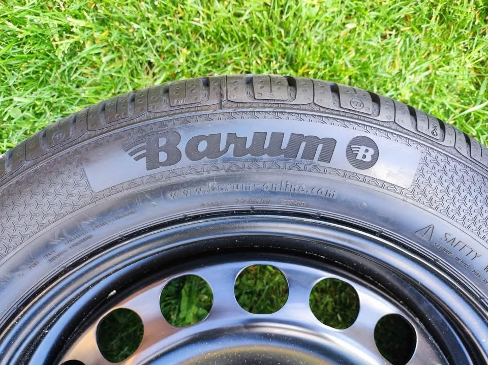 Barum 205/55 R 16 V XL + disk - 3