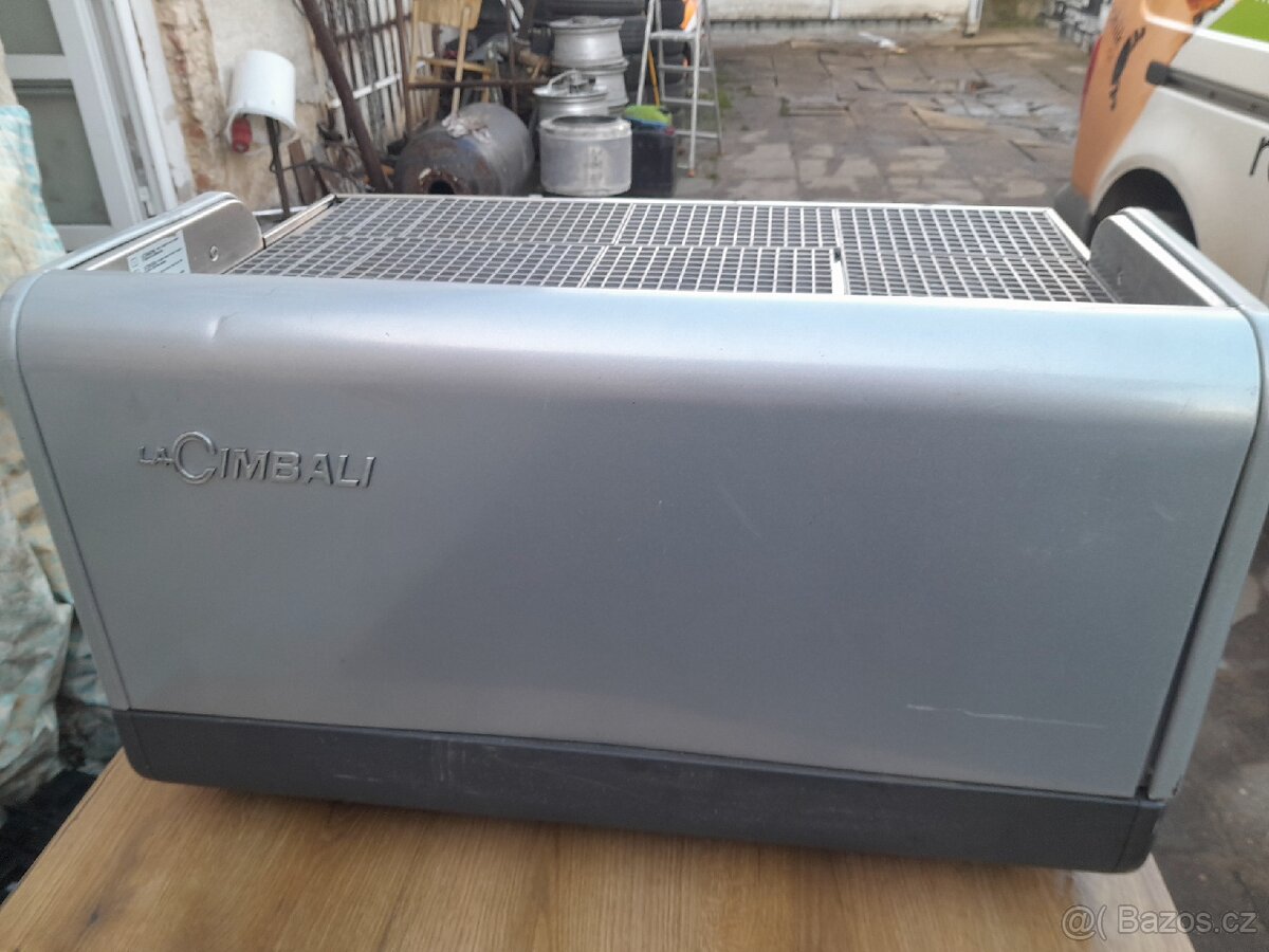 Kávovar LaCimbali M21plus - 3