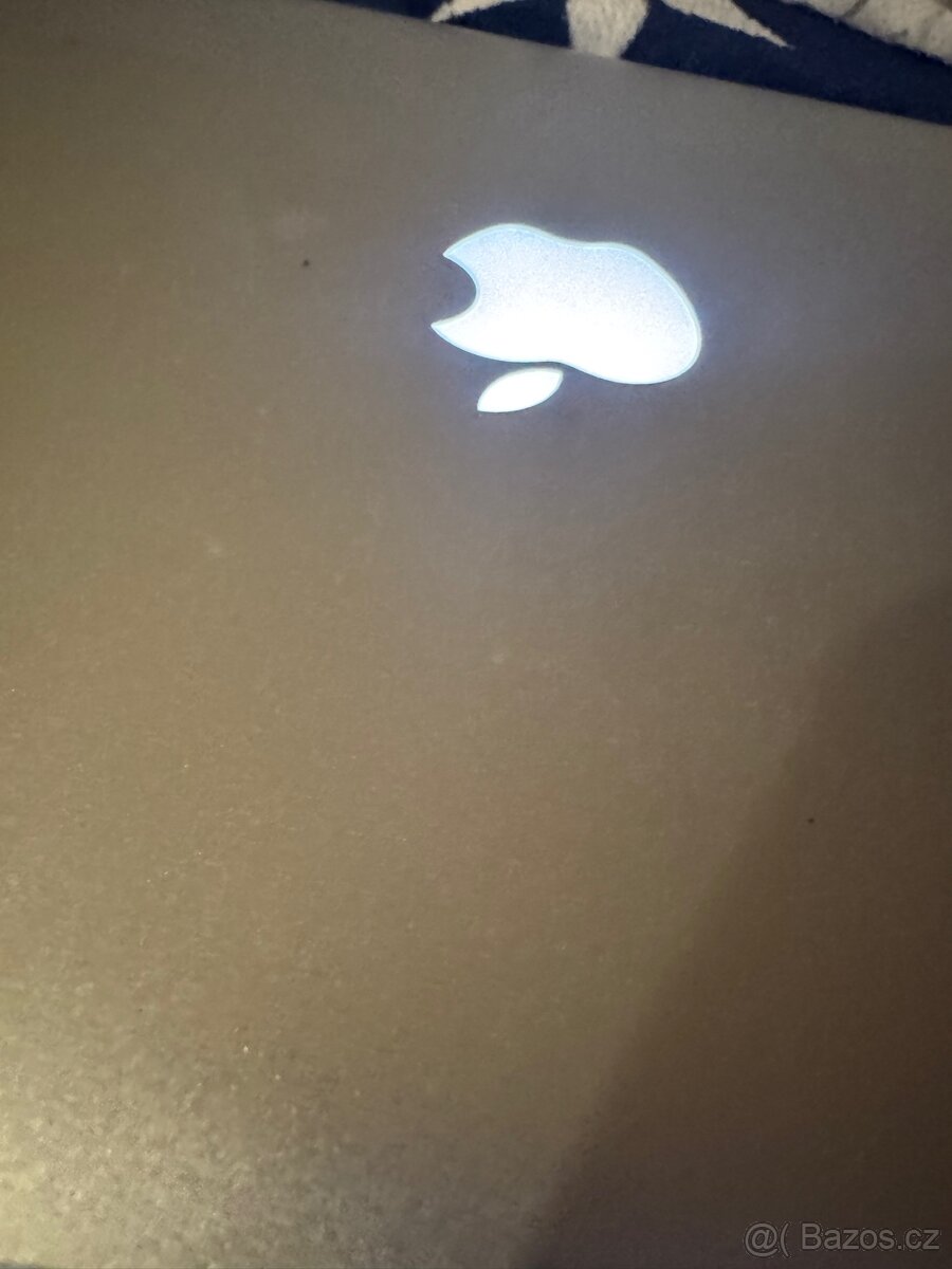 Apple MacBook Air - 3