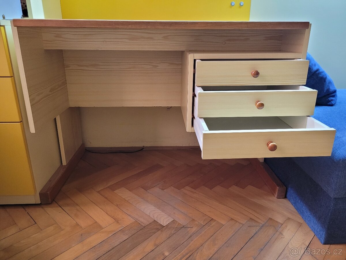 2 dětské psací stoly - 3