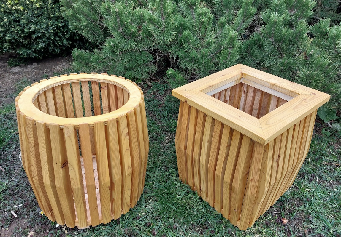 Dřevěný obal na hranaté květináče, modřínový - 3