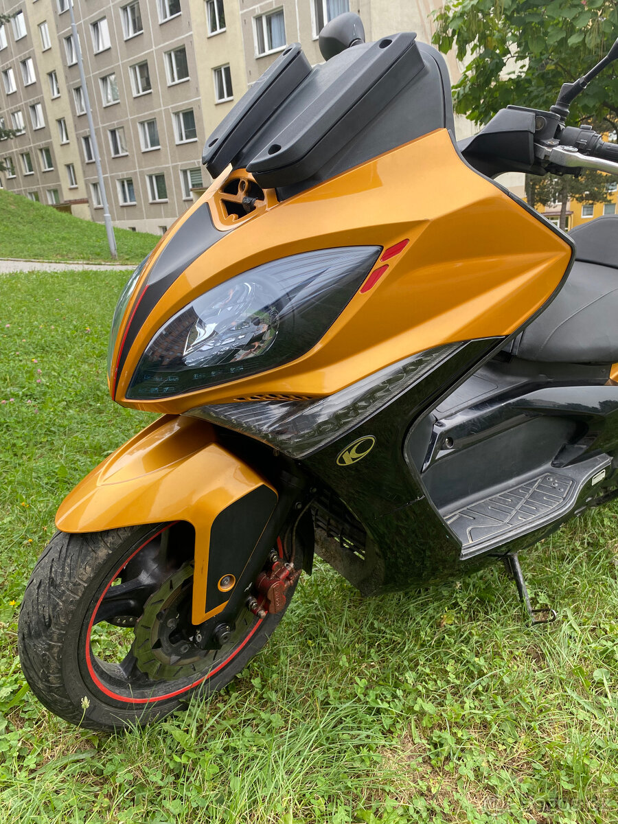 Skútr Kymco Xciting - 3