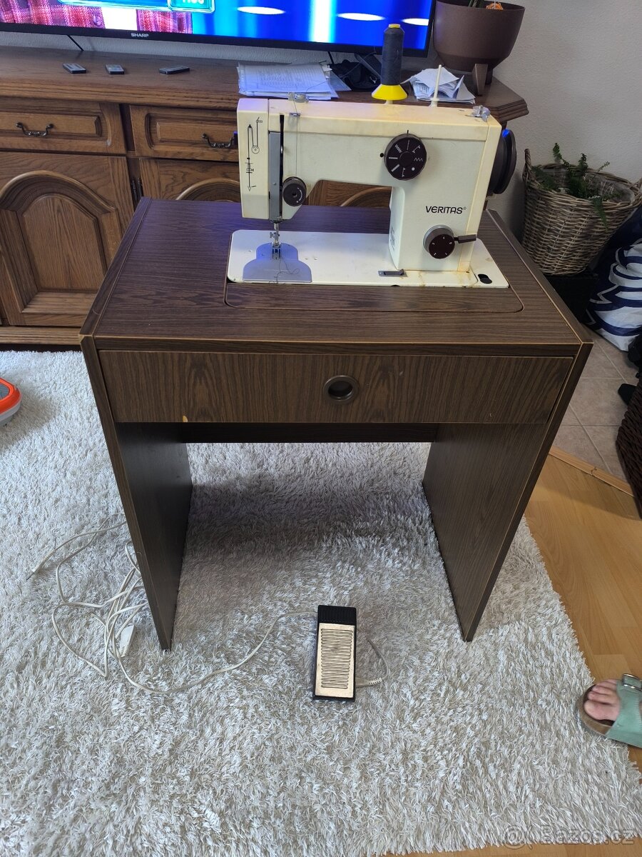 Šicí stroj Veritas - 3