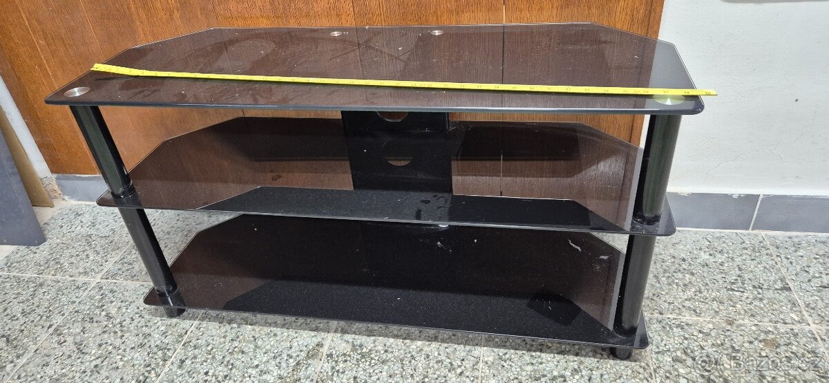 Stolek pod televizi - 3