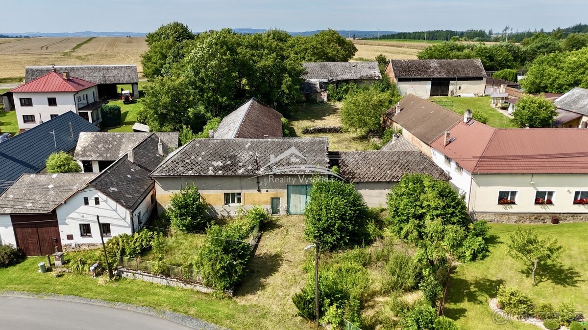 Zemědělská usedlost 3+1, na pozemku 3.940m2, Zboží u Habrů - 3