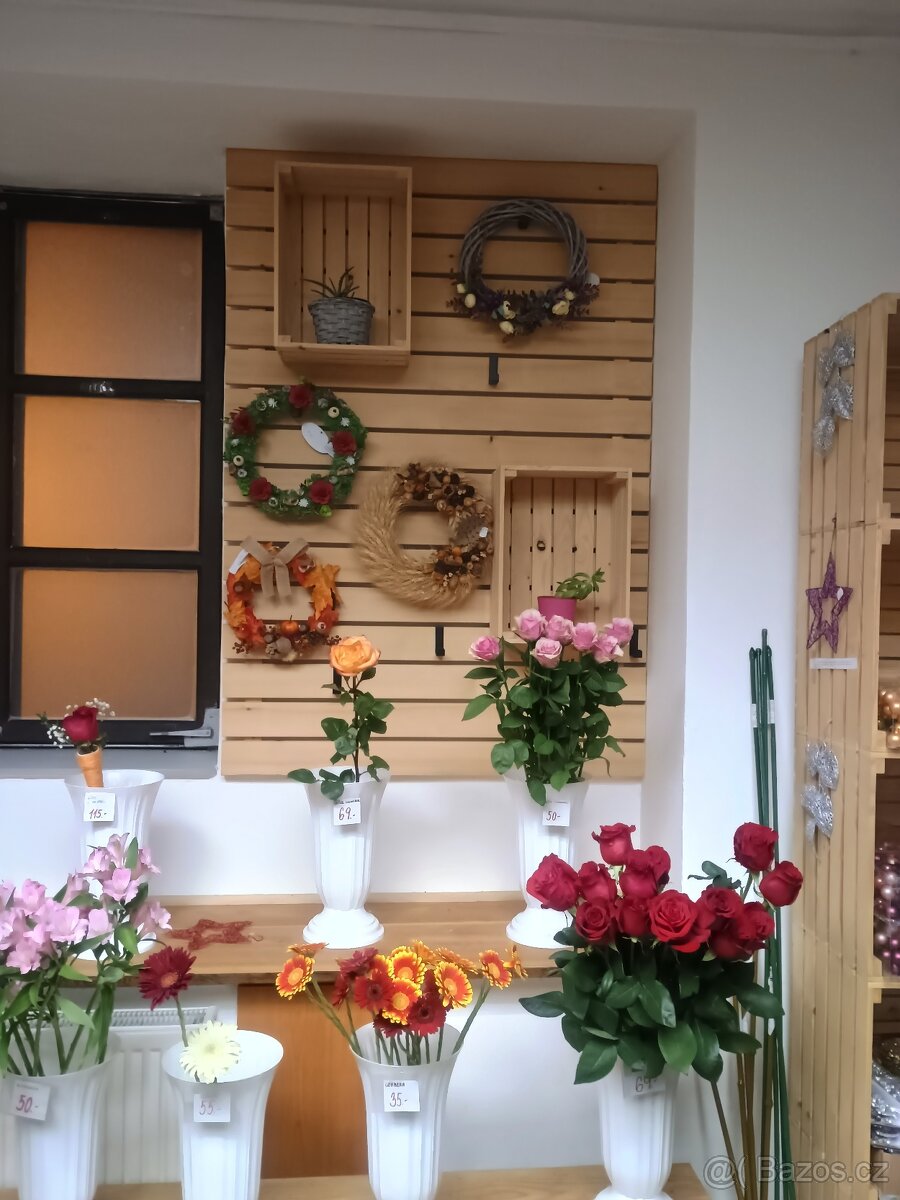 Nábytek do prodejny - květinářství - 3